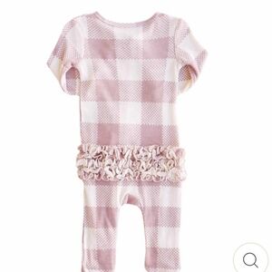 Ruffle butt sleeper/romper, 3-6 months, Caden Lane, bamboo, waffle